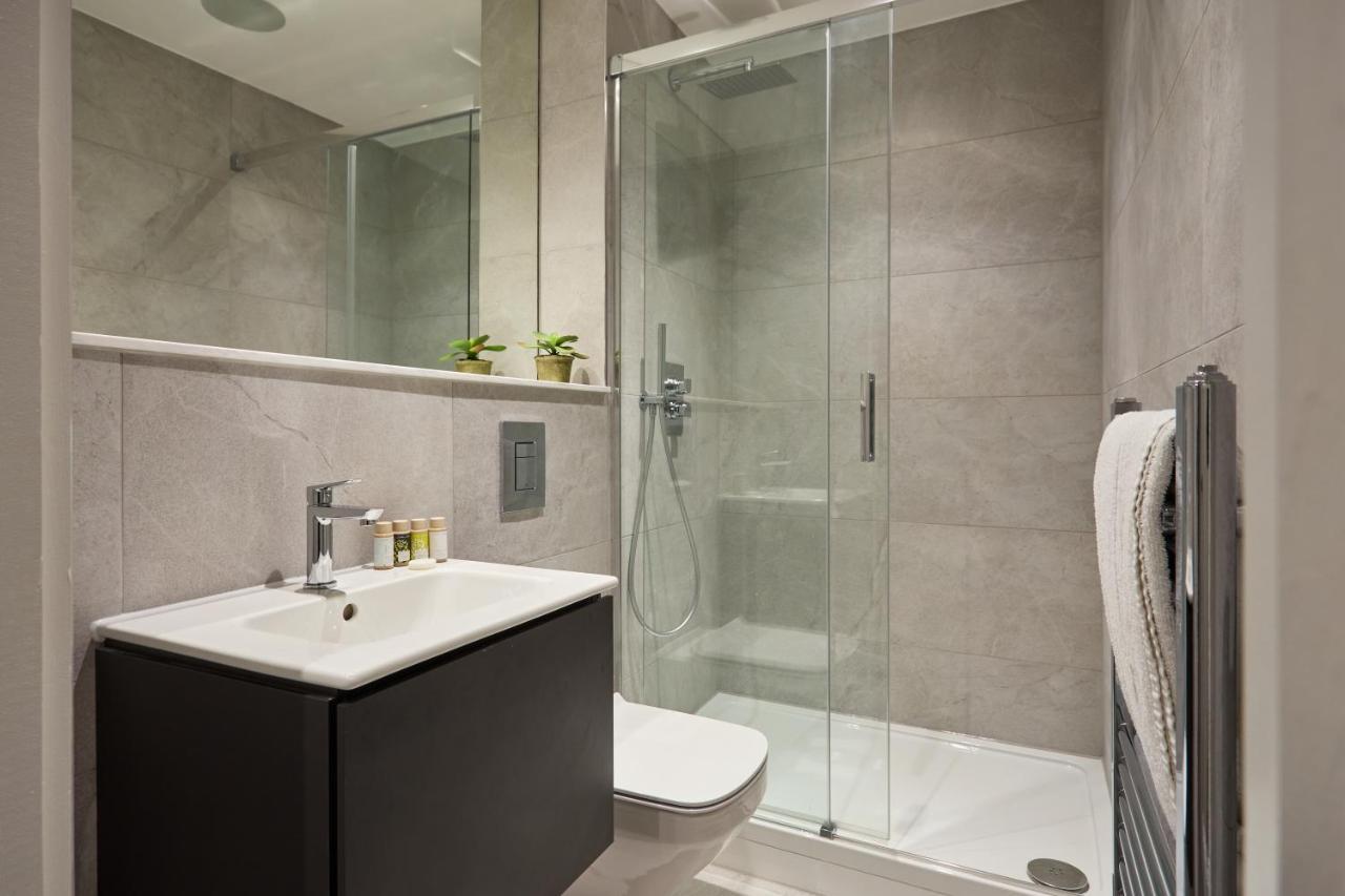 Chancery Lane By Viridian Apartments London Ngoại thất bức ảnh