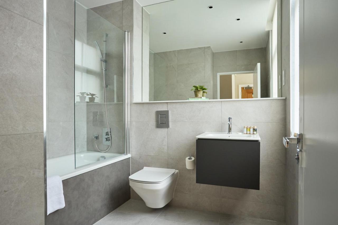 Chancery Lane By Viridian Apartments London Ngoại thất bức ảnh